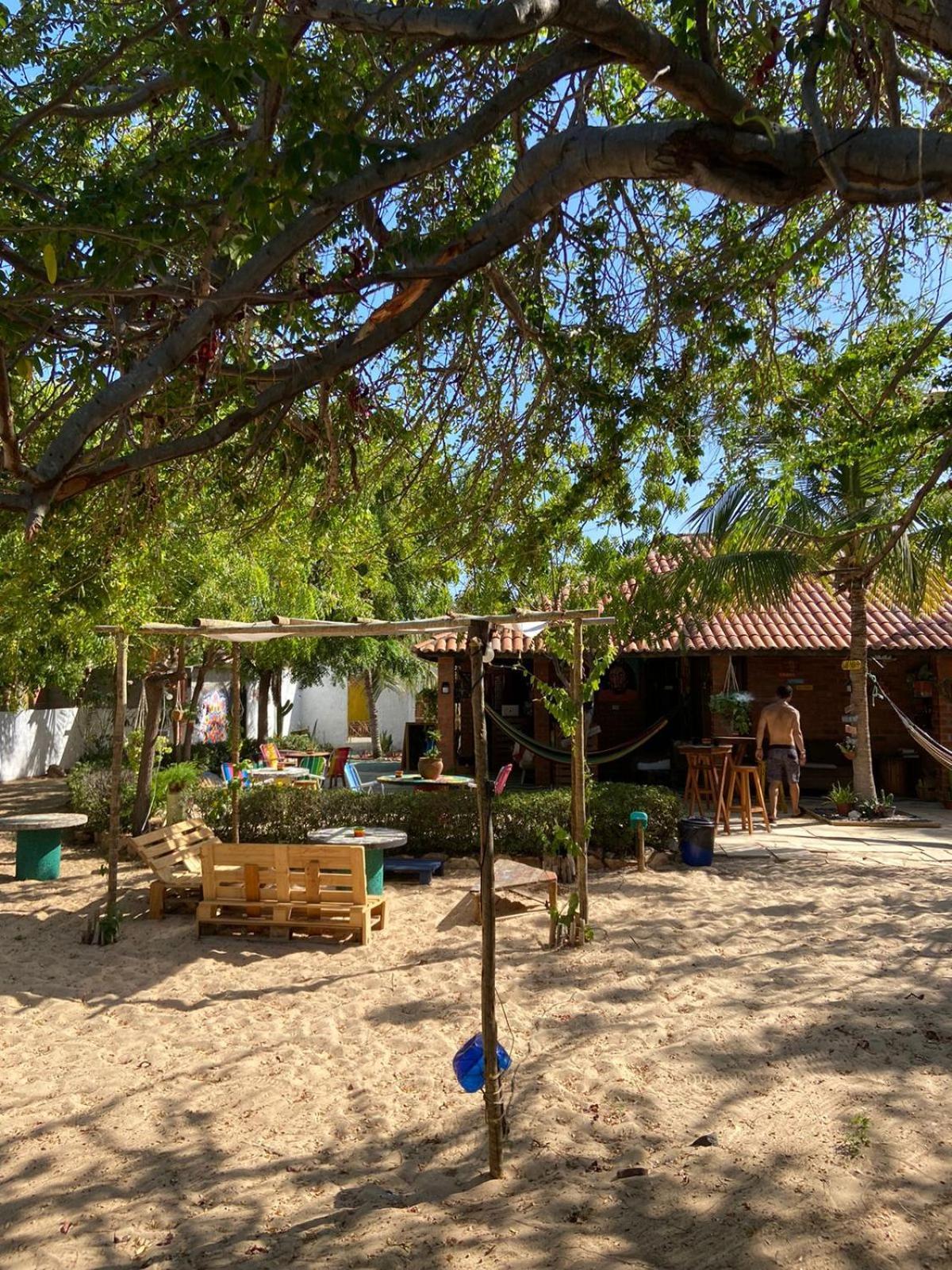 Canoa Roots Hostel & Camping Canoa Quebrada Eksteriør billede